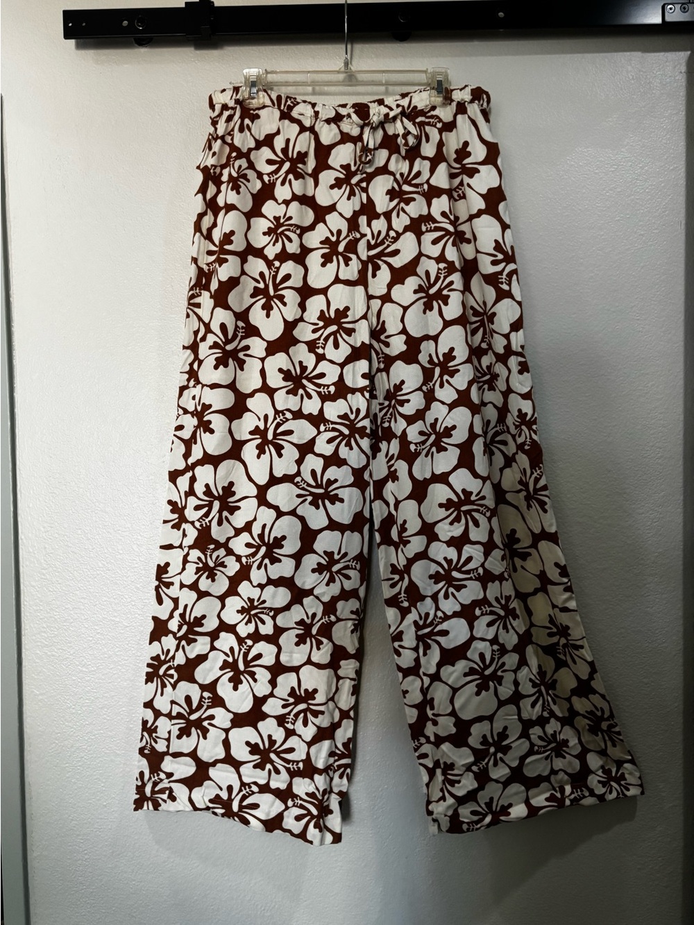 Rip Curl White and Brown Floral Print Pants
